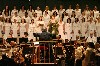 Levine and the Tanglewood Festival Orchestra in an earlier performance.
