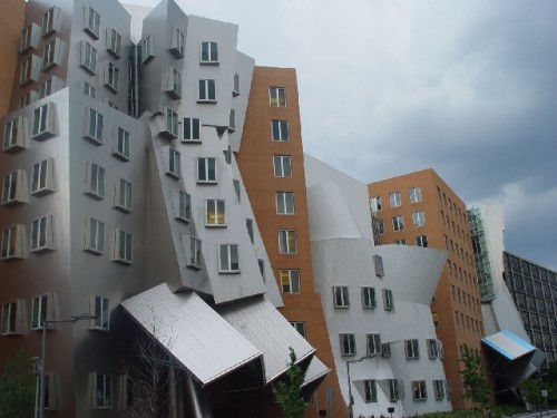 MIT Sues Architect Frank Gehry Over Flaws at Stata Center - Image 1